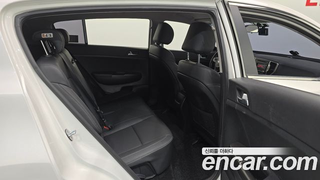 Kia Sportage (IV) Diesel 1.7 2WD Trendy 2017 — фото 11