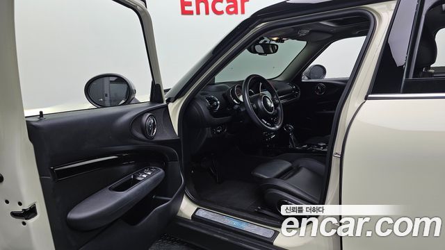 MINI Cooper Clubman High 2nd 2019 — фото 10