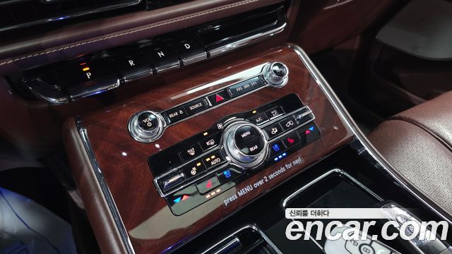 Lincoln Aviator (II) 3.0 Black Label AWD 2021 — фото 9