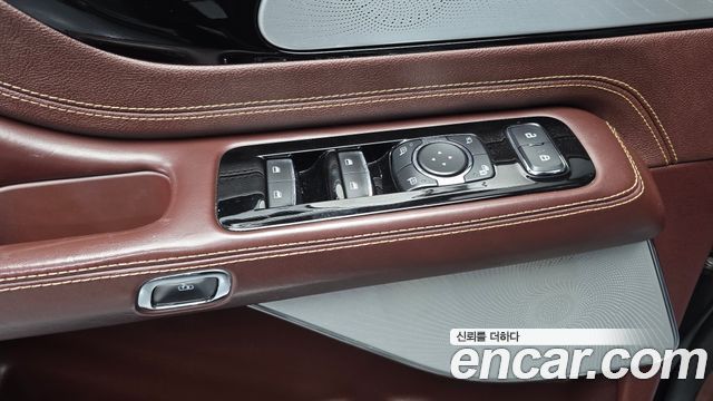 Lincoln Aviator (II) 3.0 Black Label AWD 2021 — фото 30