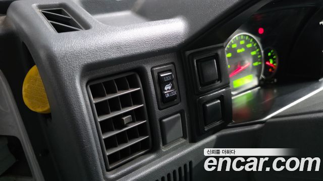 Chevrolet Damas 2-Seater Panel-Van DLX 2018 — фото 17