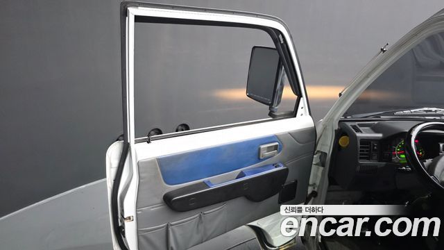 Chevrolet Damas 2-Seater Panel-Van DLX 2018 — фото 24