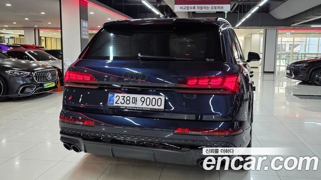 Audi SQ7 (4M) 4.0 TFSI Quattro 2026 — фото 8
