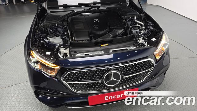 Mercedes-Benz E-Class (W214) E300 4MATIC AMG Line 2024 — фото 6