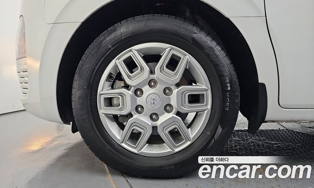Hyundai Staria Cargo 3-Seater Modern 2023 — фото 5