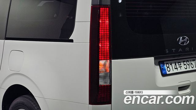 Hyundai Staria Cargo 3-Seater Modern 2023 — фото 23