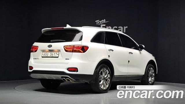 Kia Sorento Diesel 2.0 2WD Noblesse 2018 — фото 2