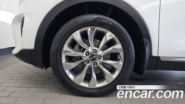 Kia Sorento Diesel 2.0 2WD Noblesse 2018 — фото 5
