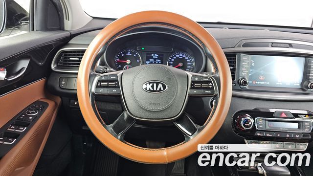Kia Sorento Diesel 2.0 2WD Noblesse 2018 — фото 13