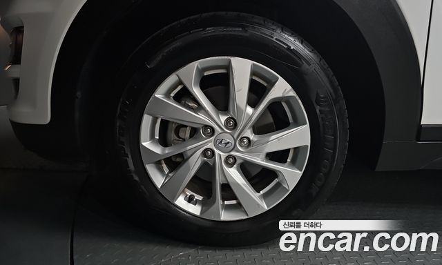 Hyundai Tucson Diesel 2.0 2WD Modern 2019 — фото 5