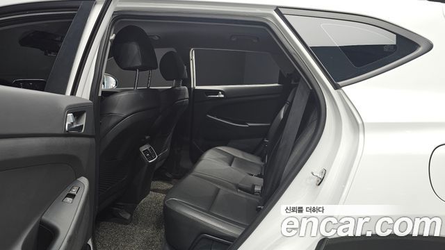 Hyundai Tucson Diesel 2.0 2WD Modern 2019 — фото 12