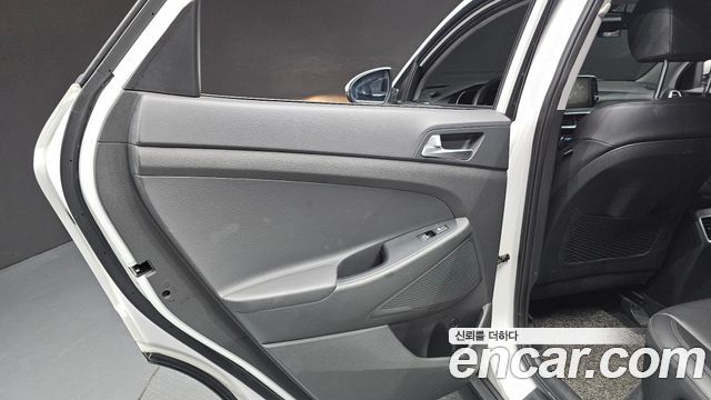 Hyundai Tucson Diesel 2.0 2WD Modern 2019 — фото 25