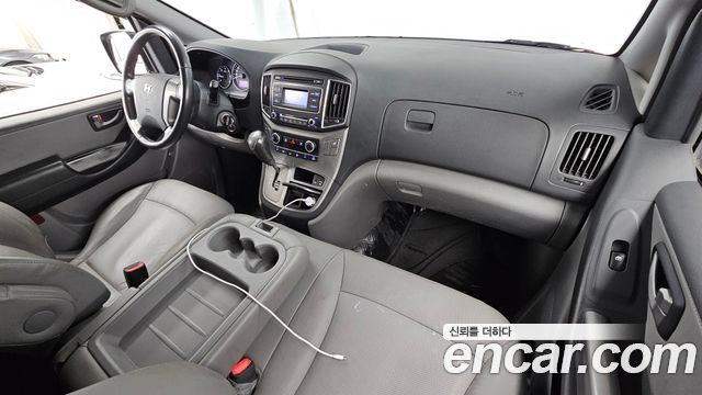 Hyundai Grand Starex Van 3-Seater Smart 2019 — фото 7