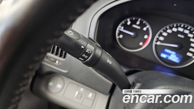 Hyundai Grand Starex Van 3-Seater Smart 2019 — фото 16