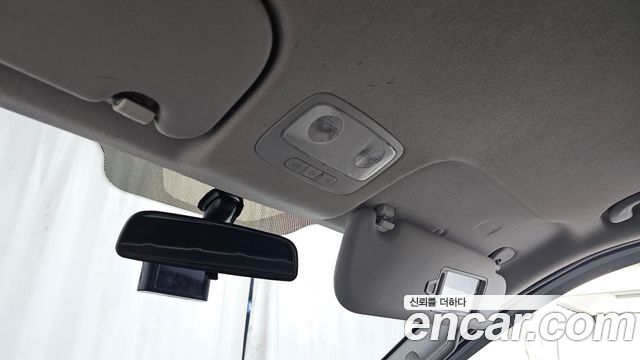 Hyundai Grand Starex Van 3-Seater Smart 2019 — фото 27