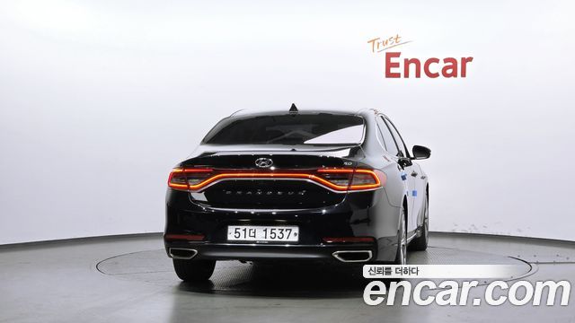 Hyundai Grandeur (IG) 3.0 Exclusive Special 2019 — фото 4
