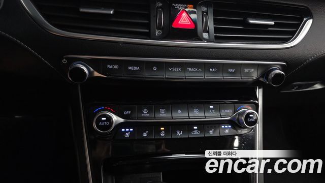 Hyundai Grandeur (IG) 3.0 Exclusive Special 2019 — фото 19