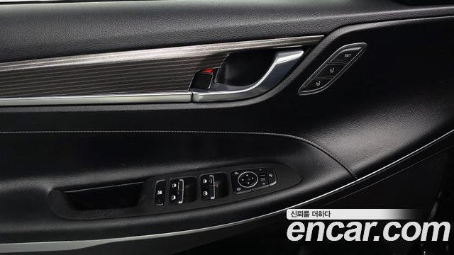 Hyundai Grandeur (IG) 3.0 Exclusive Special 2019 — фото 20