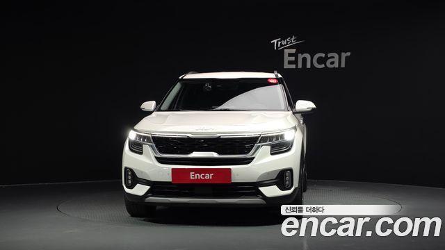 Kia Seltos Gasoline 1.6 Turbo 4WD Signature 2023 — фото 3