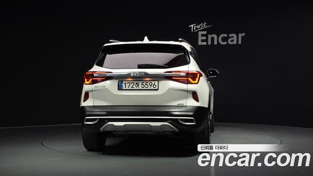Kia Seltos Gasoline 1.6 Turbo 4WD Signature 2023 — фото 4