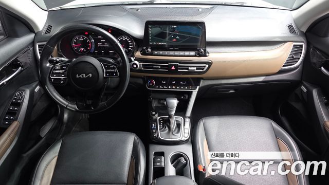 Kia Seltos Gasoline 1.6 Turbo 4WD Signature 2023 — фото 7