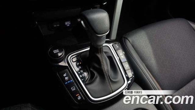 Kia Seltos Gasoline 1.6 Turbo 4WD Signature 2023 — фото 9