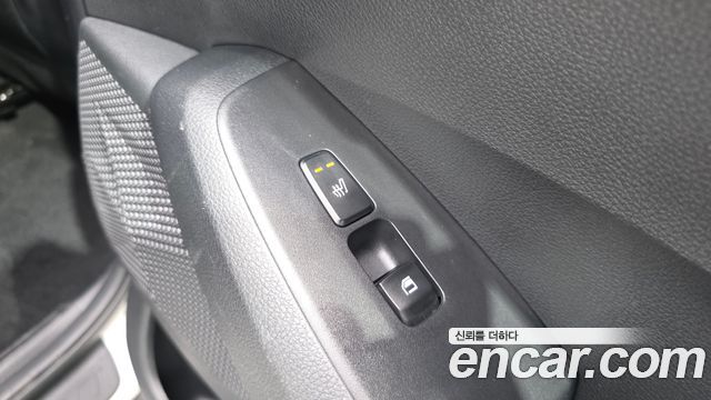 Kia Seltos Gasoline 1.6 Turbo 4WD Signature 2023 — фото 18