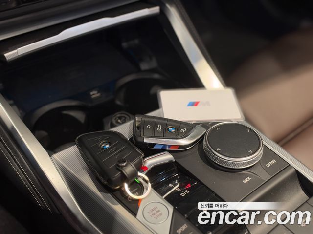 BMW 4 Series (G22) 420i M Sport Convertible 2024 — фото 9