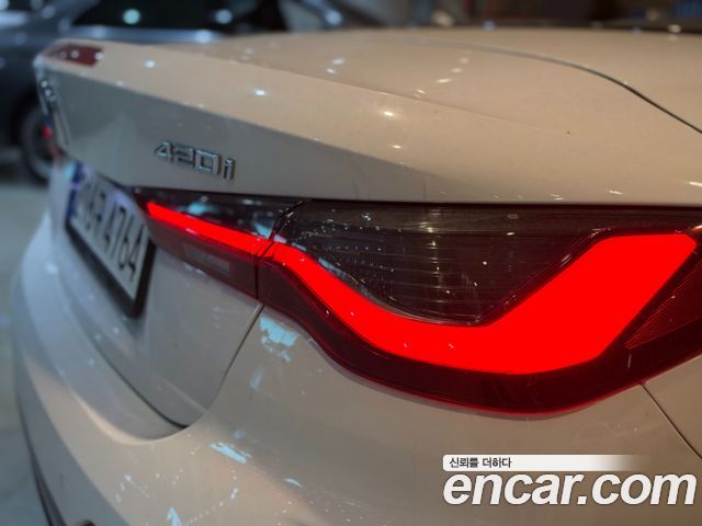 BMW 4 Series (G22) 420i M Sport Convertible 2024 — фото 17