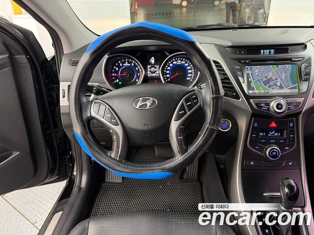 Hyundai Avante 1.6 GDi Modern Standard 2014 — фото 9
