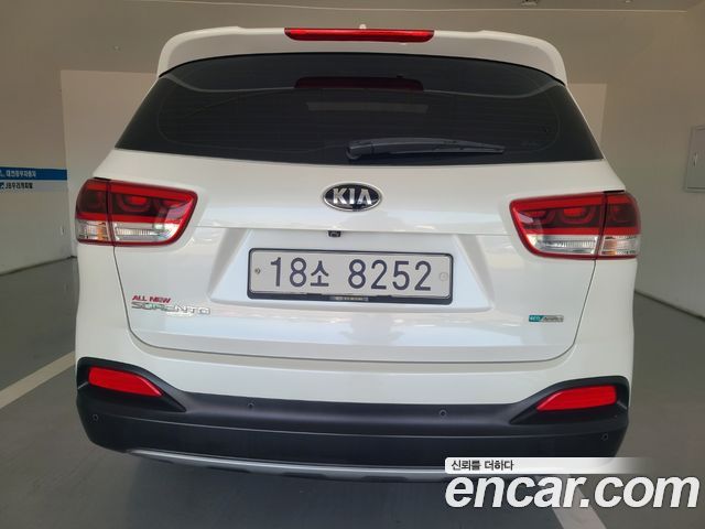 Kia Sorento Diesel 2.0 2WD Noblesse 2016 — фото 6