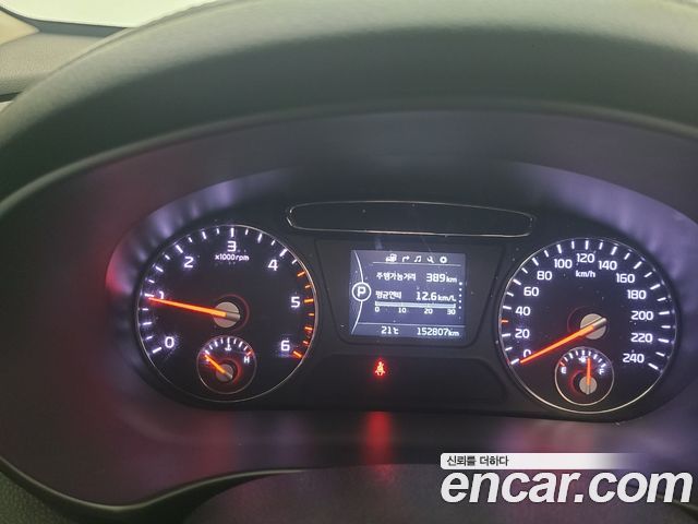 Kia Sorento Diesel 2.0 2WD Noblesse 2016 — фото 8