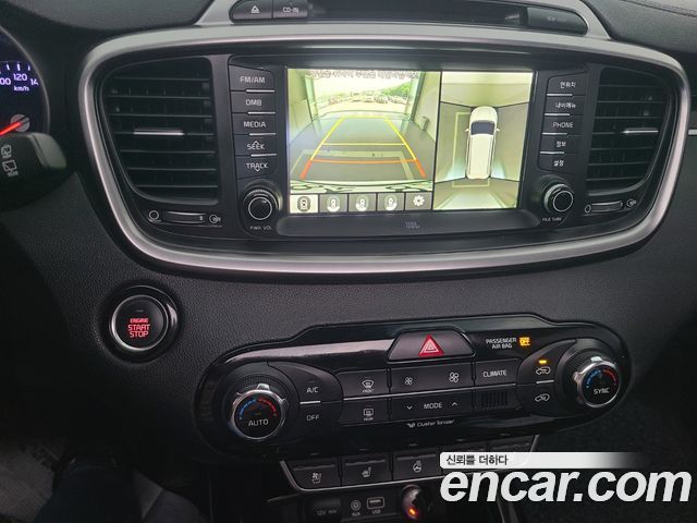 Kia Sorento Diesel 2.0 2WD Noblesse 2016 — фото 9