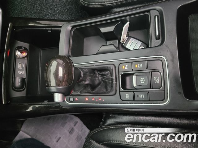 Kia Sorento Diesel 2.0 2WD Noblesse 2016 — фото 10