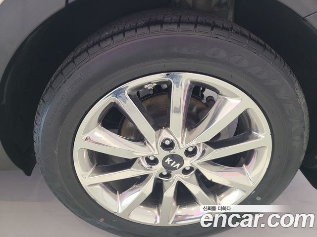 Kia Sorento Diesel 2.0 2WD Noblesse 2016 — фото 23