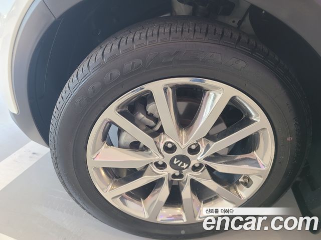 Kia Sorento Diesel 2.0 2WD Noblesse 2016 — фото 24
