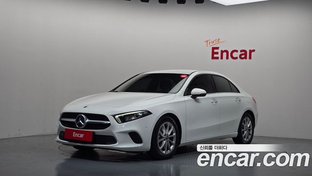 Mercedes-Benz A-Class (W177) A220 Sedan 2020 — фото 1