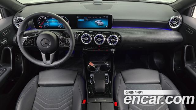 Mercedes-Benz A-Class (W177) A220 Sedan 2020 — фото 7