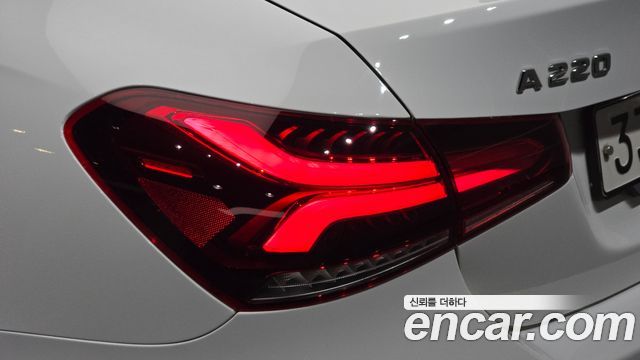 Mercedes-Benz A-Class (W177) A220 Sedan 2020 — фото 23