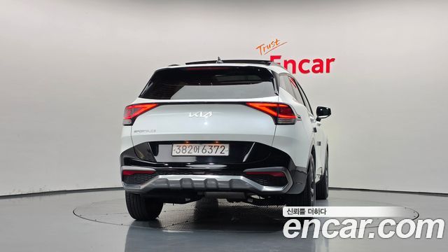 Kia Sportage (V) Diesel 2.0 2WD Nobleless 2022 — фото 4