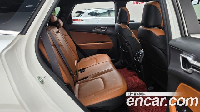 Kia Sportage (V) Diesel 2.0 2WD Nobleless 2022 — фото 11