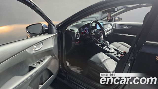 Kia K3 (II) 1.6 Prestige 2022 — фото 10