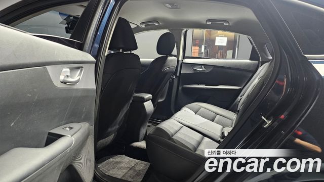 Kia K3 (II) 1.6 Prestige 2022 — фото 11