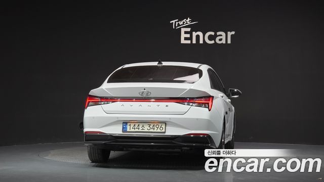 Hyundai Avante Hybrid (CN7) Inspiration 2021 — фото 4