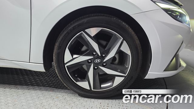 Hyundai Avante Hybrid (CN7) Inspiration 2021 — фото 21
