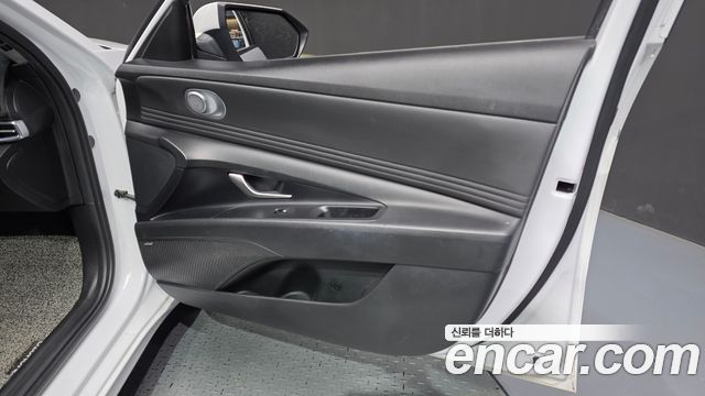 Hyundai Avante Hybrid (CN7) Inspiration 2021 — фото 24