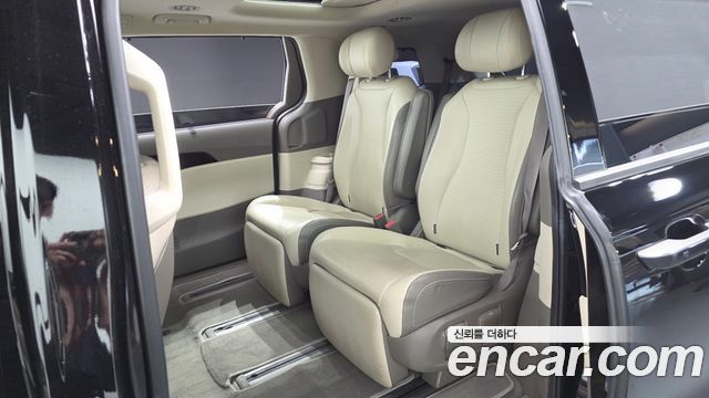Kia Carnival (IV) Gasoline 7-Seater Gravity 2025 — фото 12