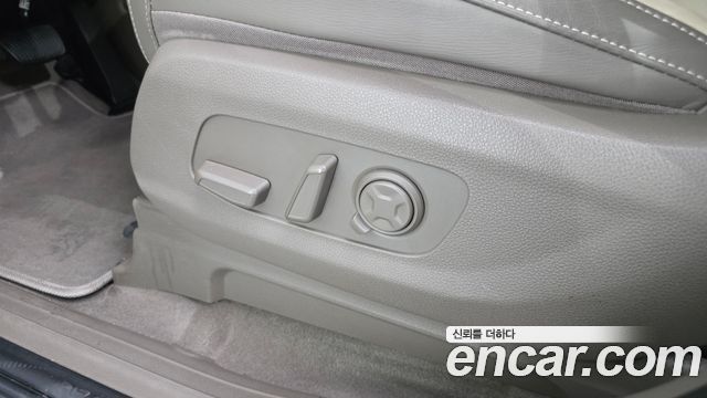 Kia Carnival (IV) Gasoline 7-Seater Gravity 2025 — фото 31