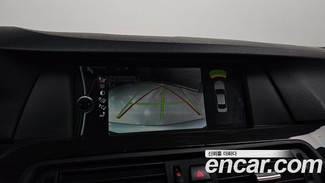 BMW 5 Series (F10) 528i Luxury Plus 2012 — фото 18