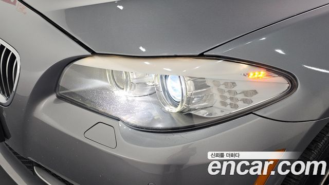 BMW 5 Series (F10) 528i Luxury Plus 2012 — фото 28
